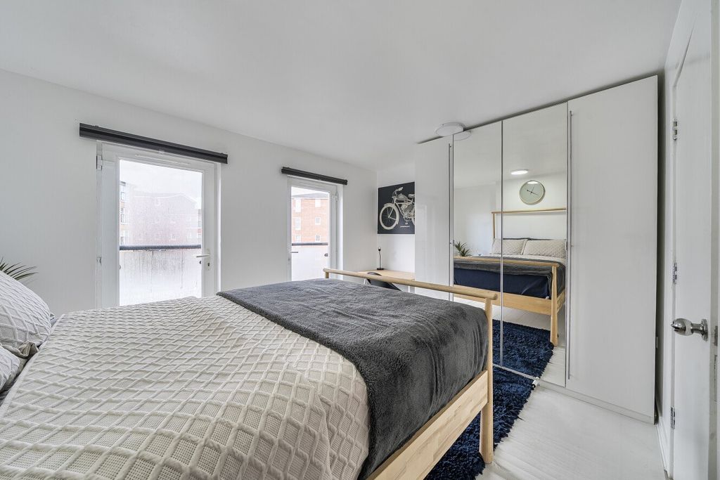 Property photo 2 of 23 Picture No. 03