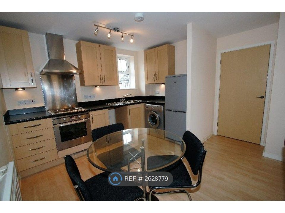 Property photo 3 of 11