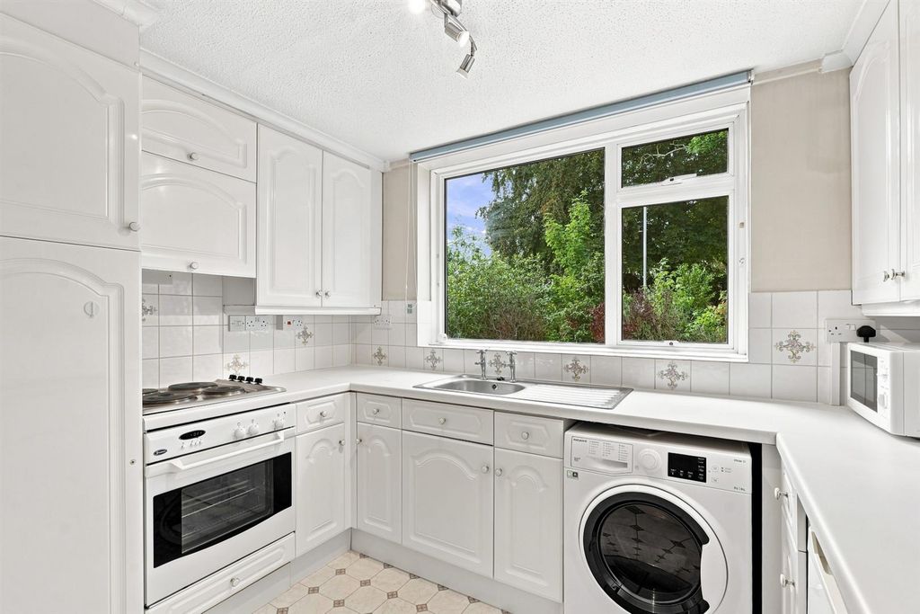 Property photo 3 of 14 2-Dialhouse-013.Jpg