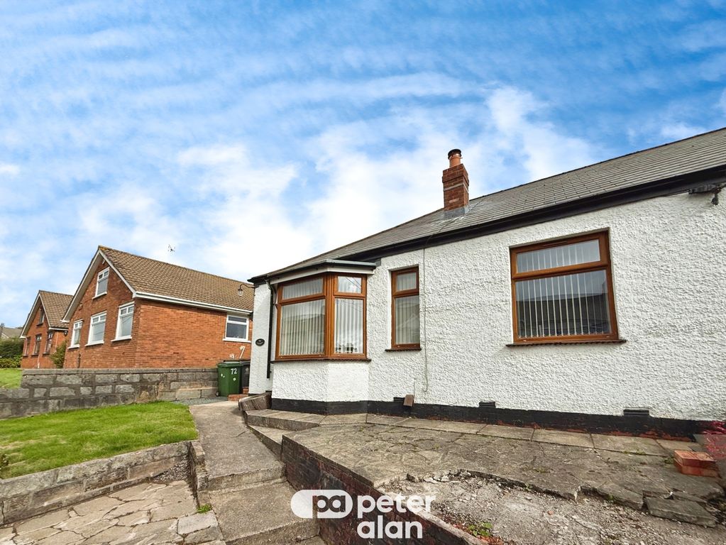 Property photo 1 of 10 Front