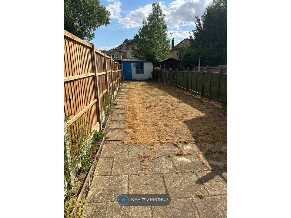 Property photo 3 of 4