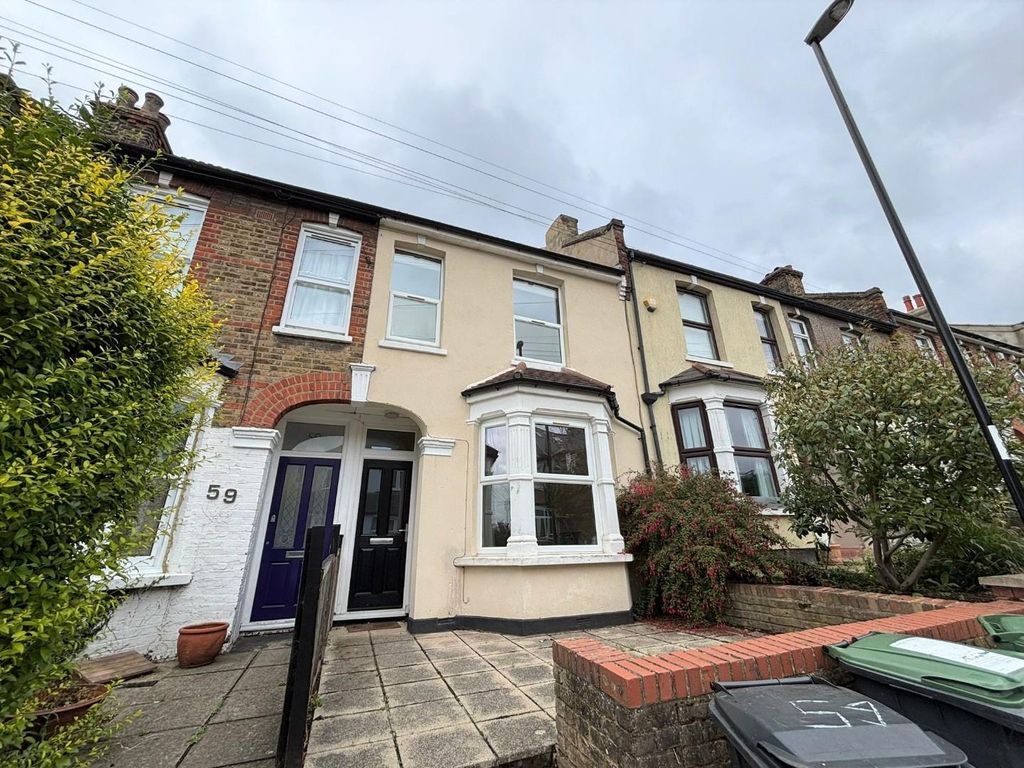 Property photo 1 of 12 1