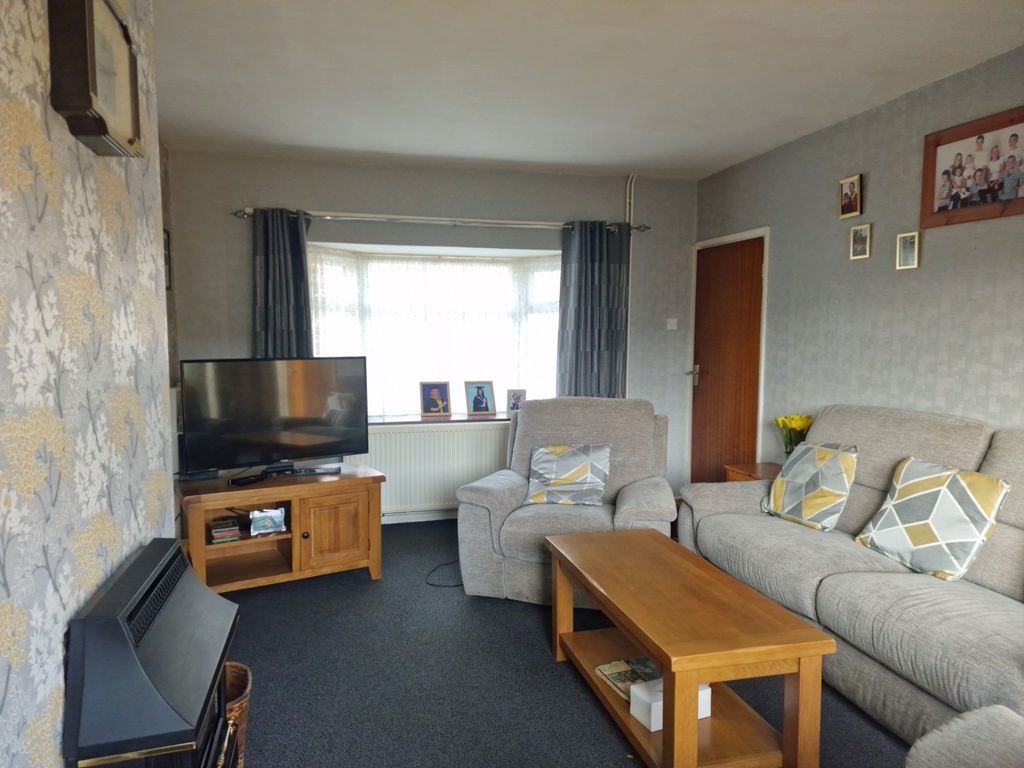 Property photo 3 of 7 Sulgrave Road