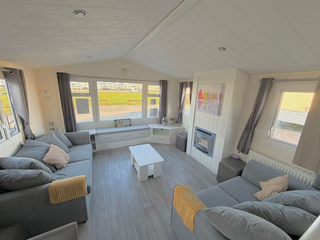 Property photo 1 of 7 Willerby Ninfield 2012 Vs778770 132235642.Jpeg