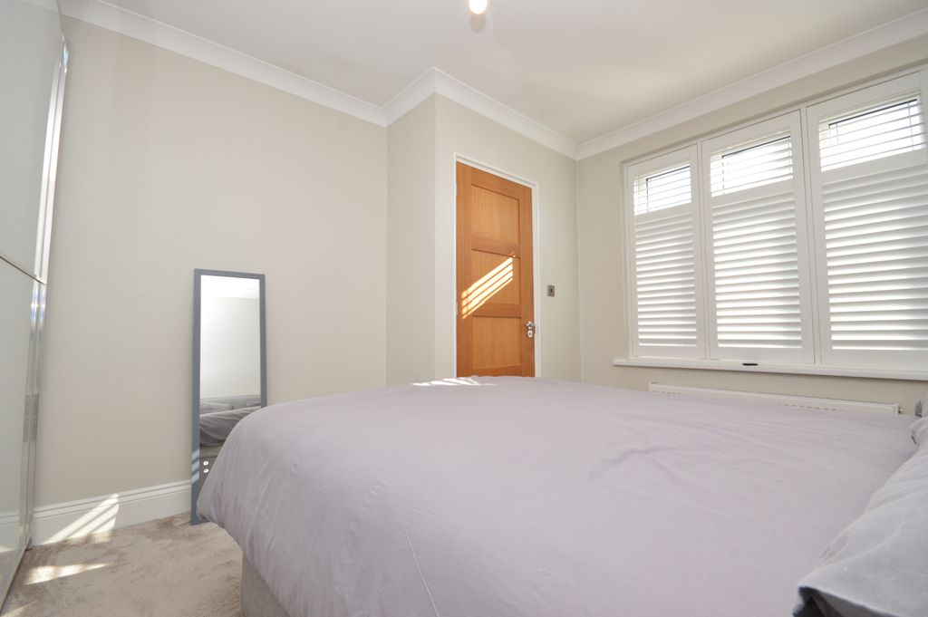 Property photo 3 of 7 Gallery