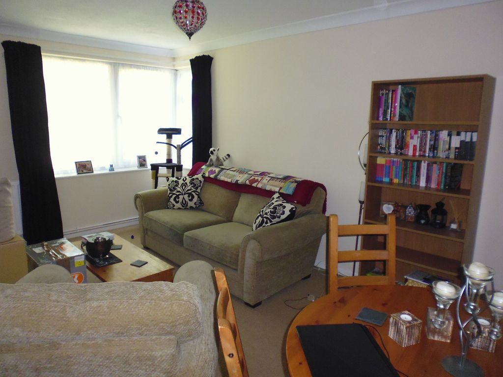 Property photo 3 of 6