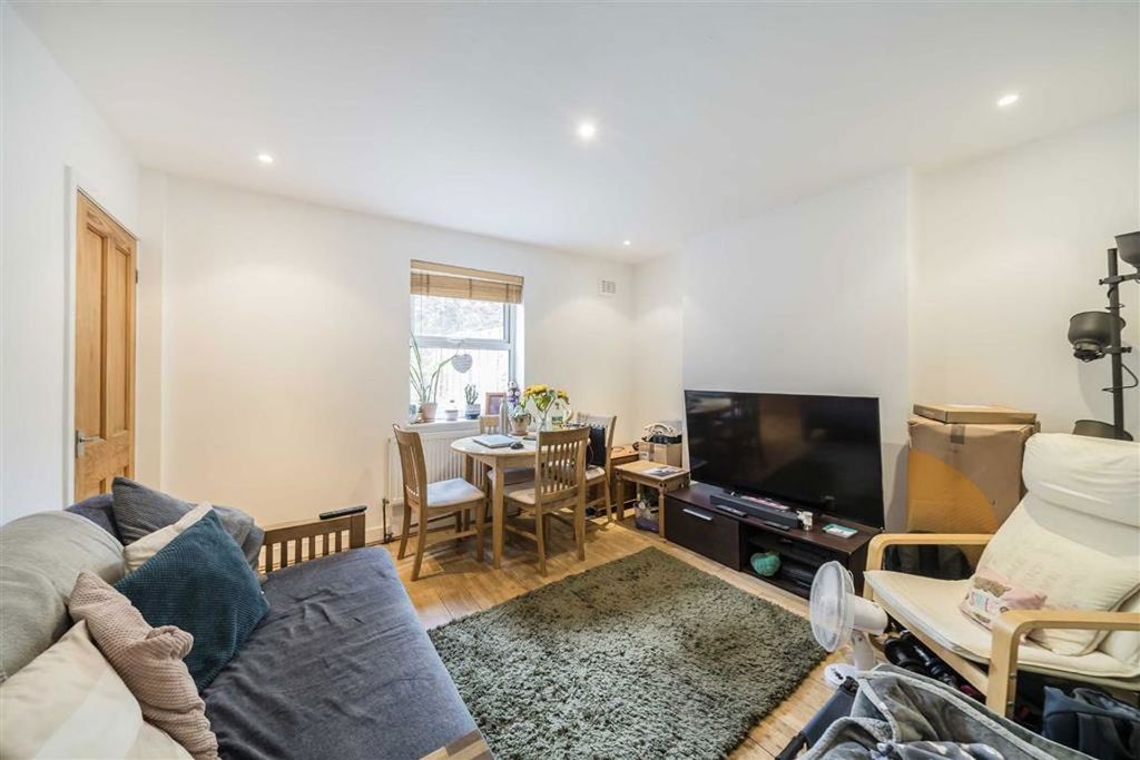 Property photo 2 of 7