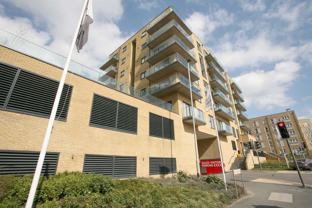 Property photo 1 of 8