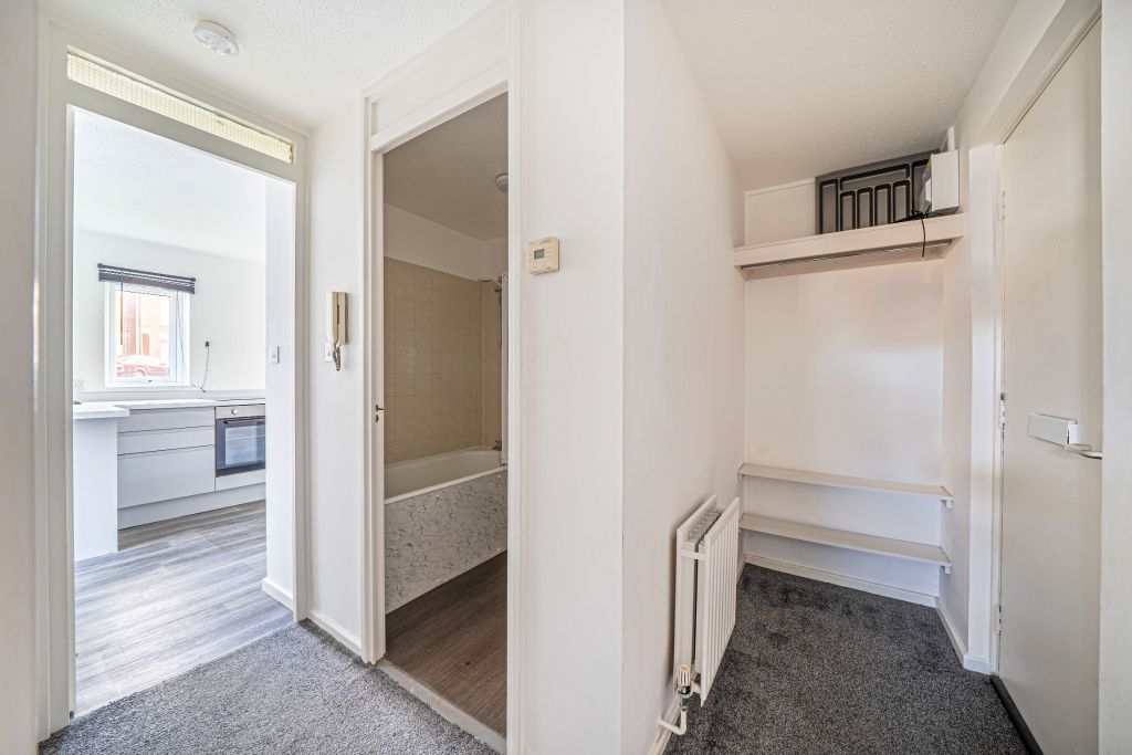 Property photo 3 of 22