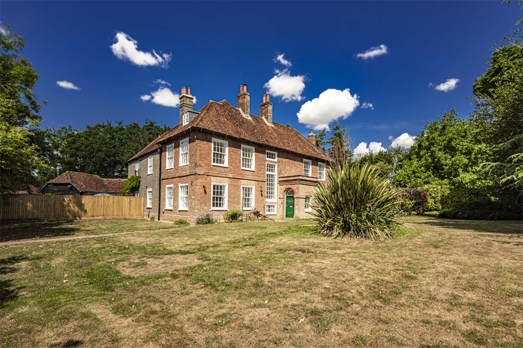 Property photo 1 of 13