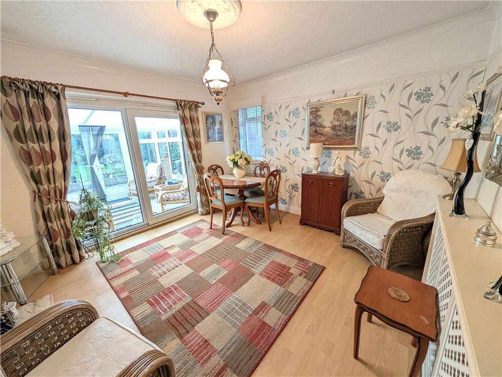 Property photo 2 of 9 Picture No. 19
