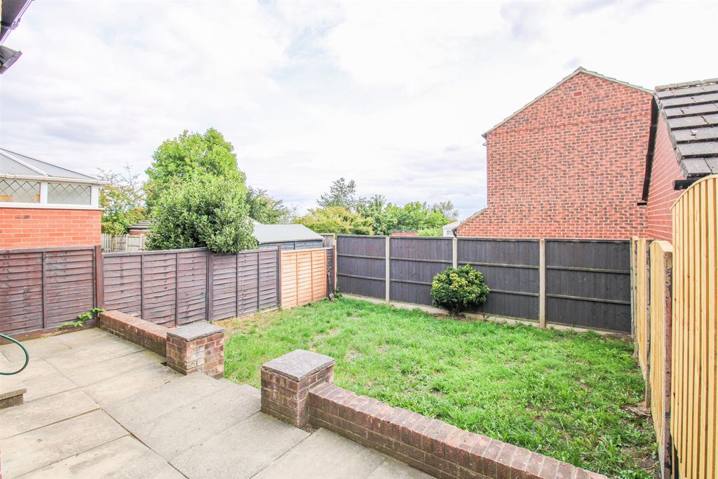 Property photo 2 of 14 Outside