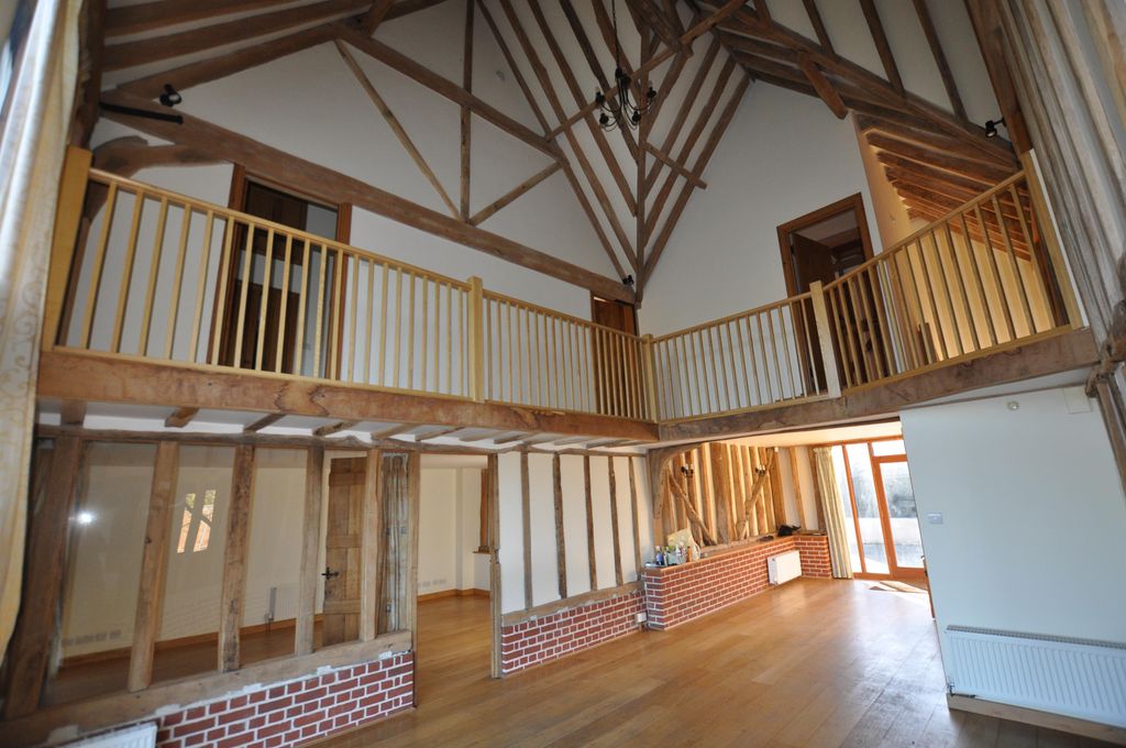 Property photo 2 of 5 Living Room