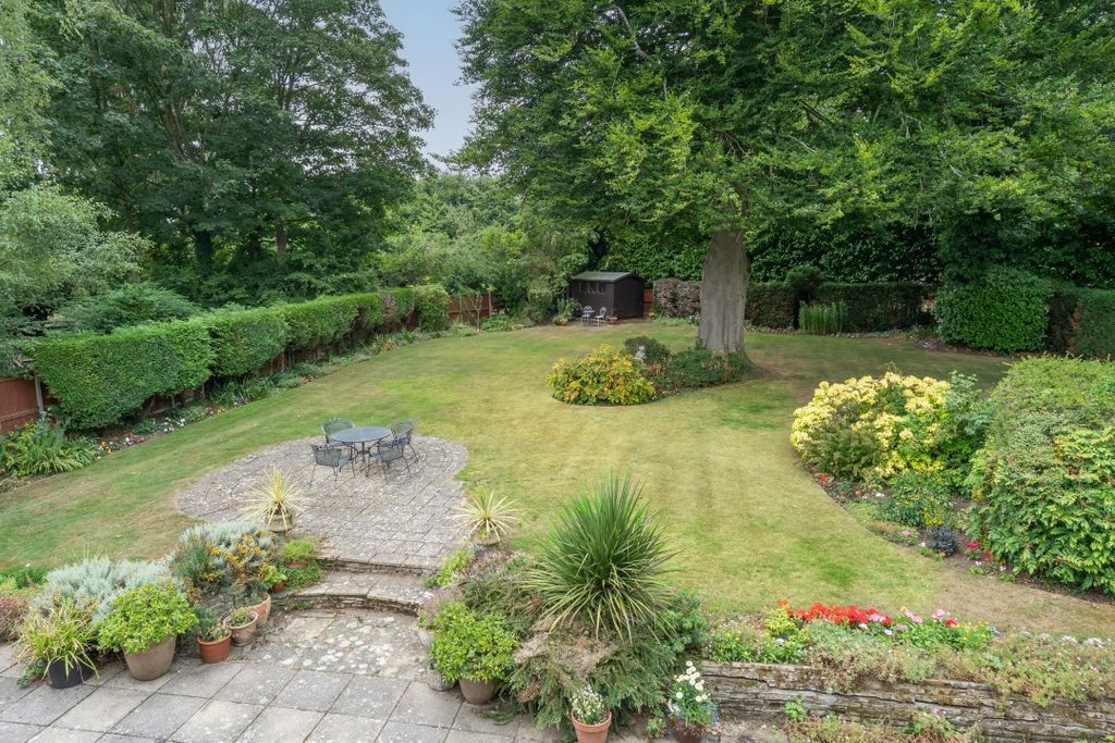 Property photo 3 of 28