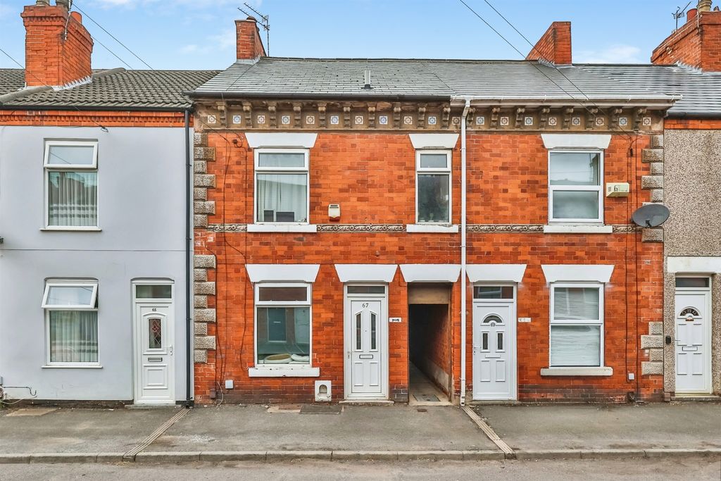 Property photo 1 of 16
