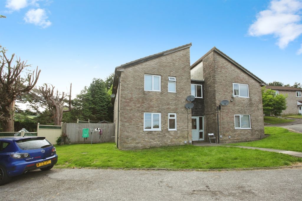 Property photo 1 of 11