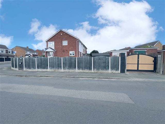 Property photo 1 of 21 Front