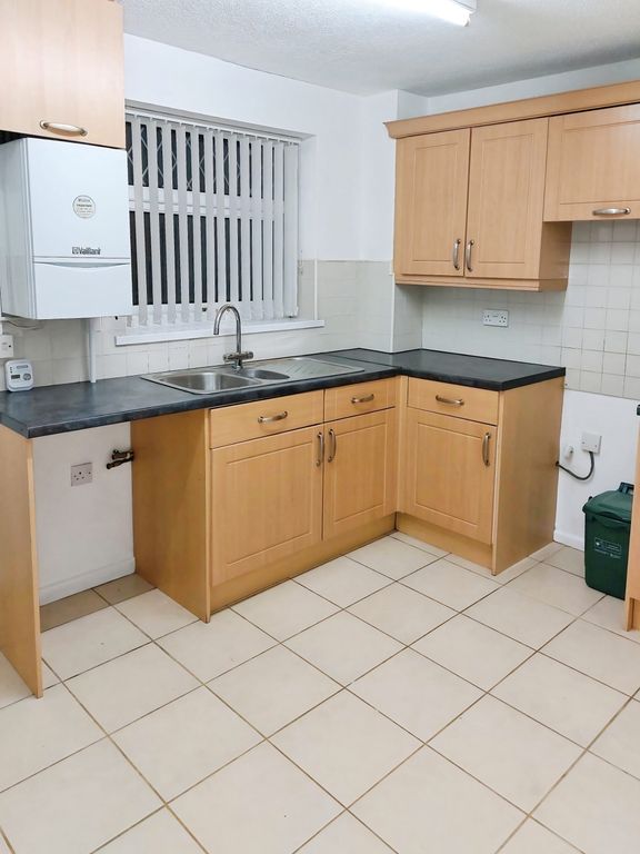 Property photo 1 of 12 Balcony