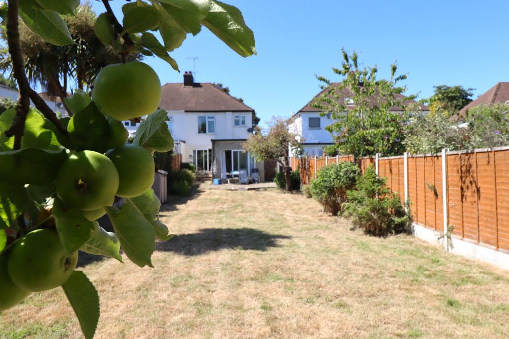 Property photo 2 of 17