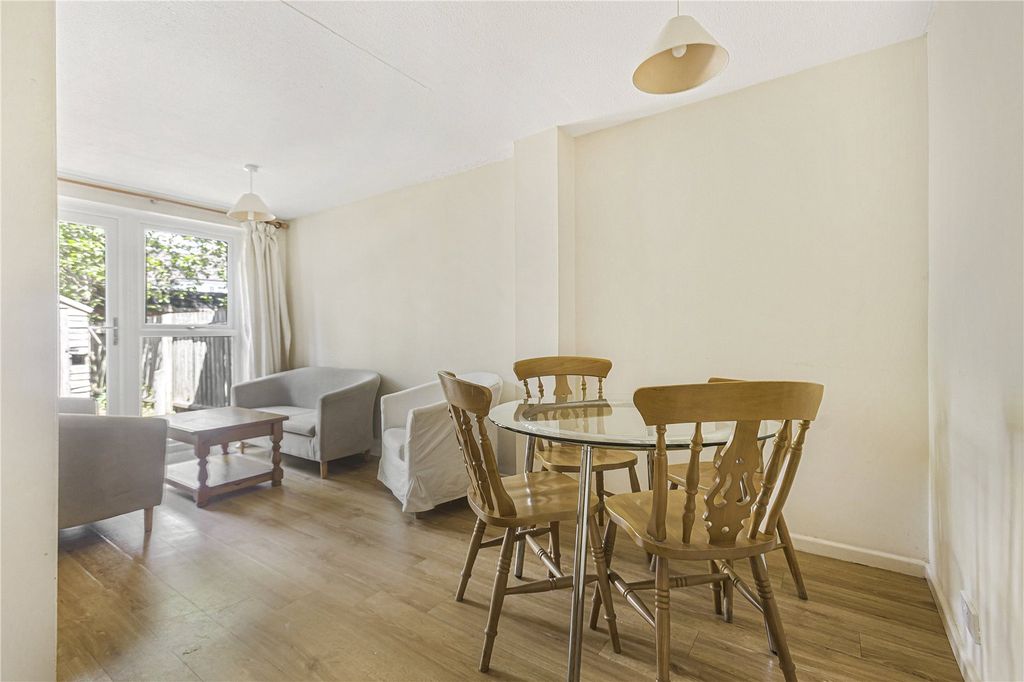 Property photo 3 of 14 Picture No. 02