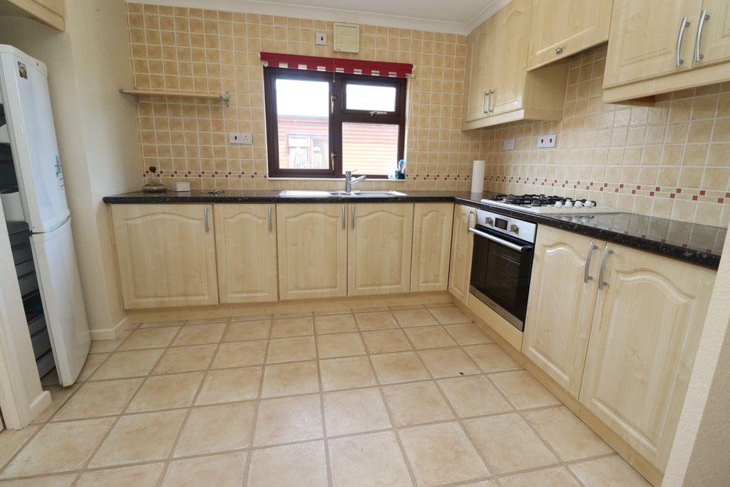 Property photo 2 of 12 Img_6941