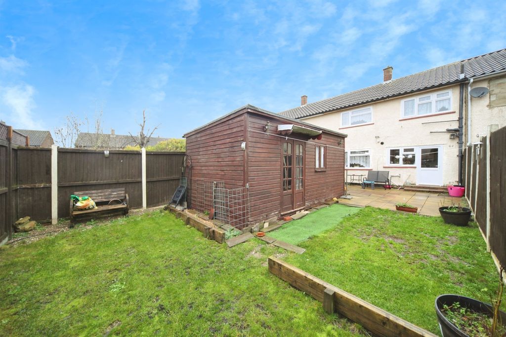 Property photo 2 of 16