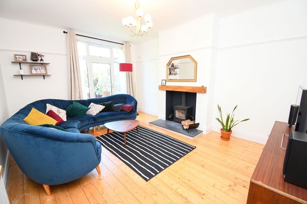 Property photo 3 of 26