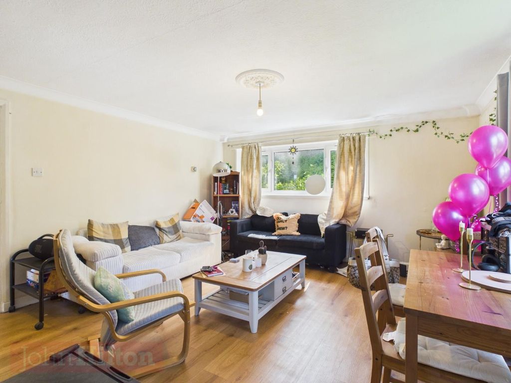 Property photo 3 of 10 Pr0690-Still006.Jpg