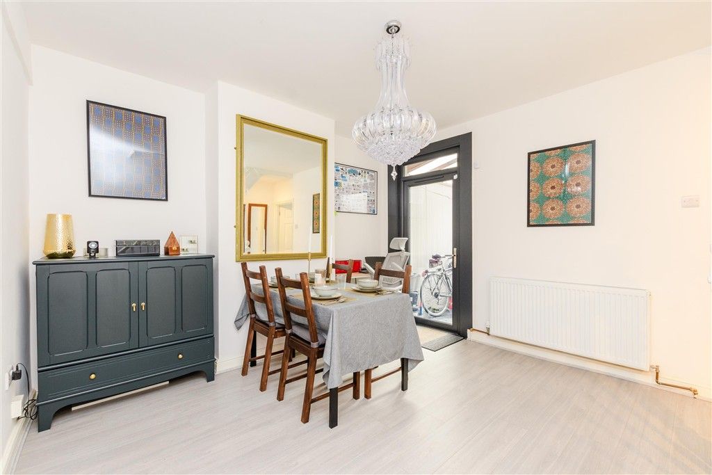 Property photo 3 of 10 Dining Area