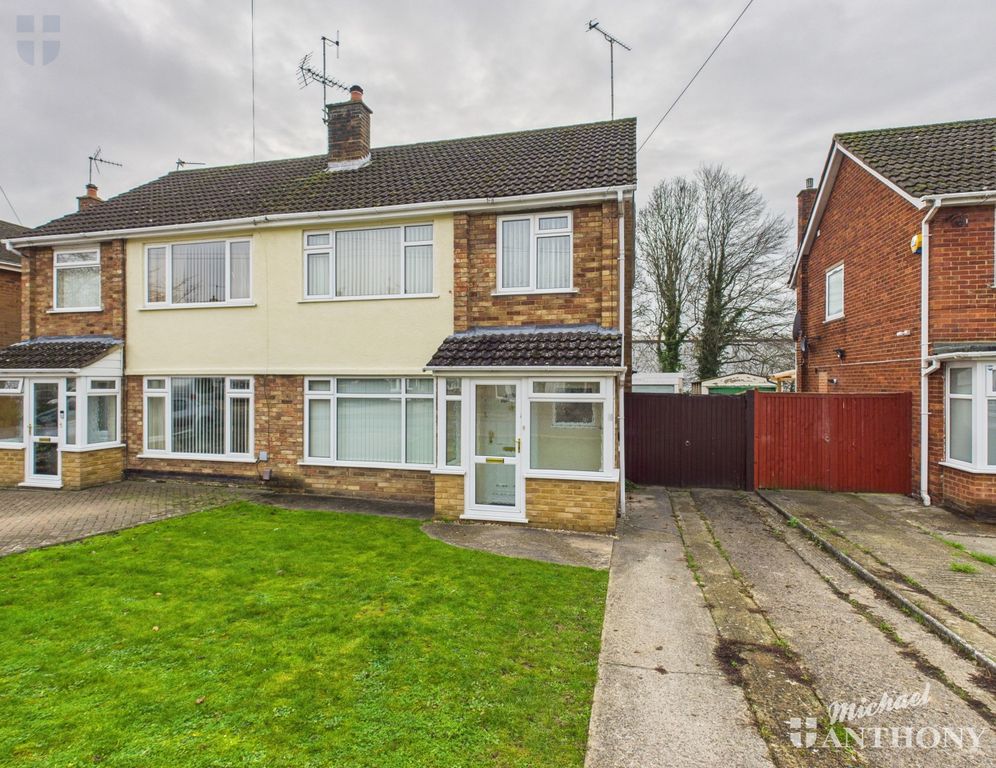 Property photo 1 of 16 Cam03852G0-Pr0536-Still017