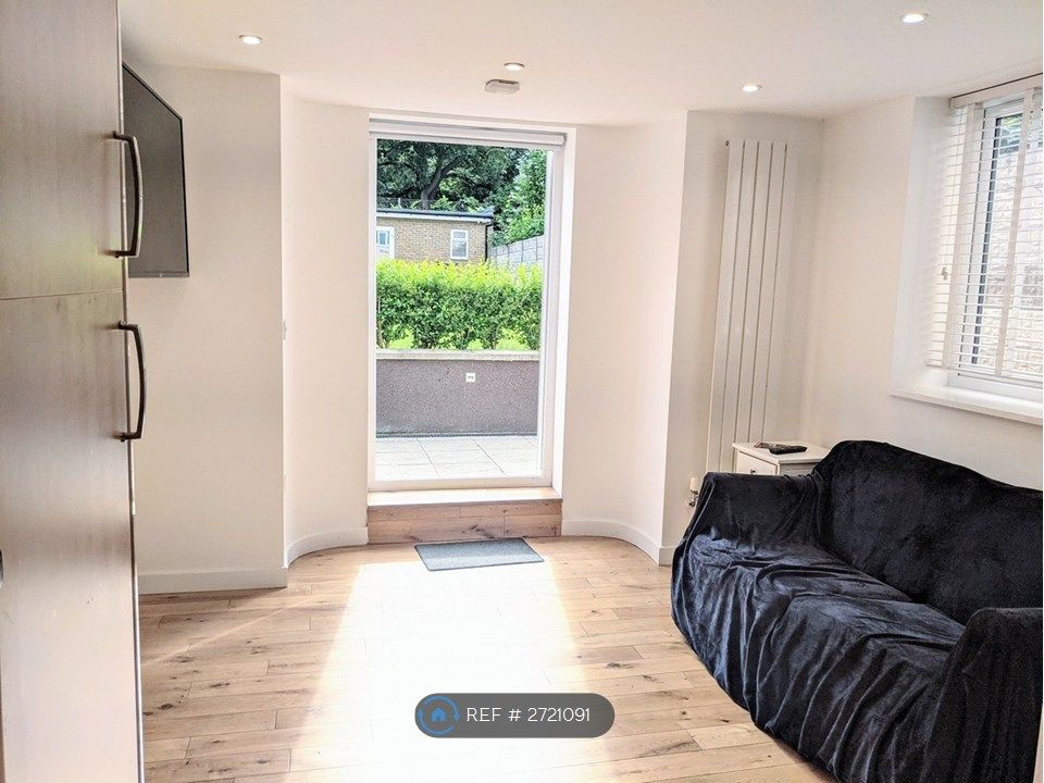 Property photo 2 of 8 Living Room