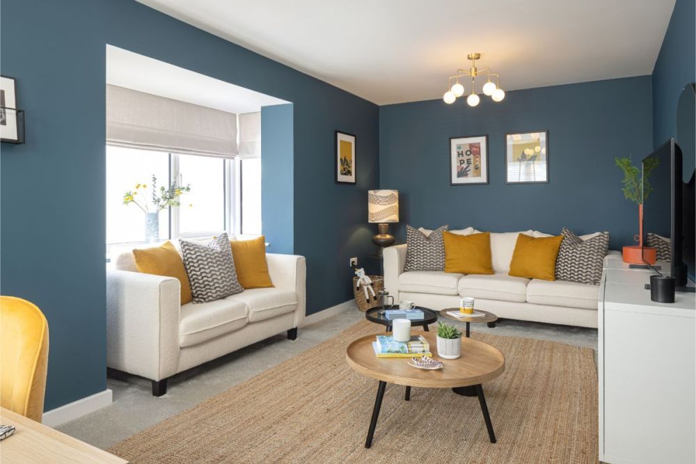 Property photo 3 of 8 Chesham Living Room