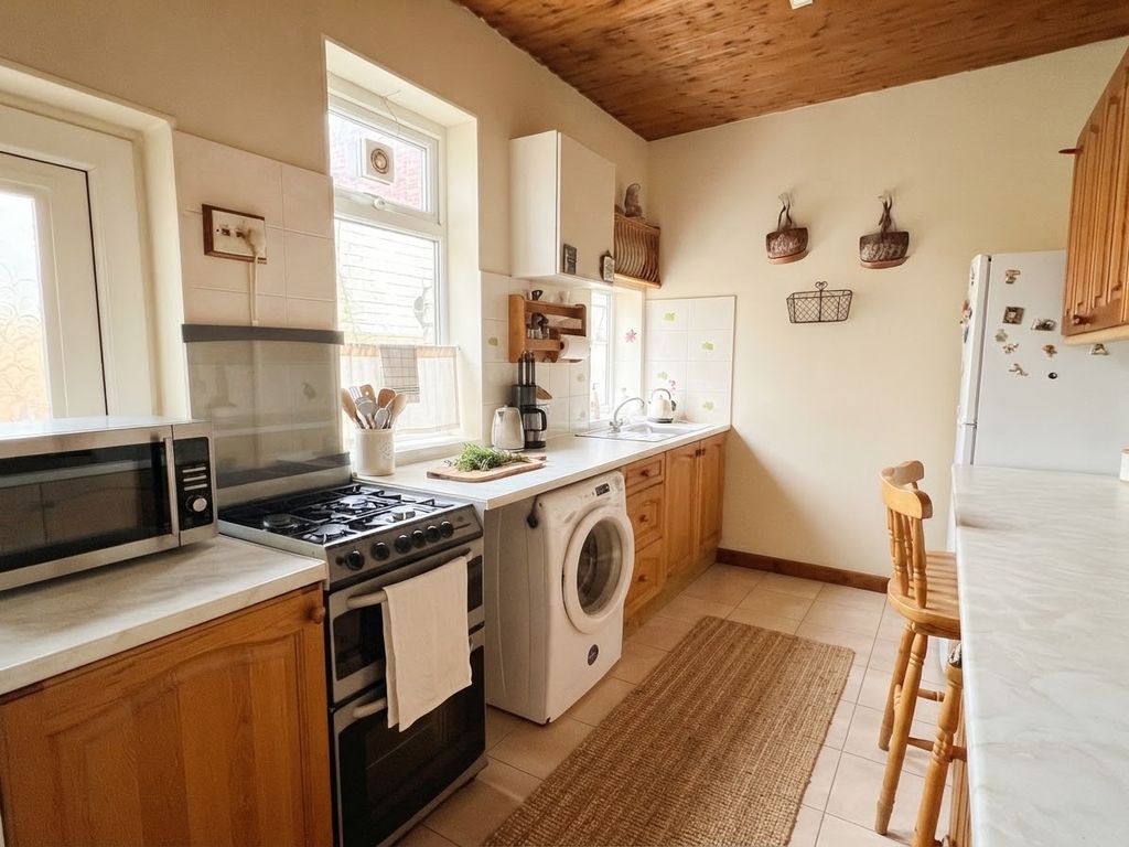 Property photo 3 of 6 Img_3993
