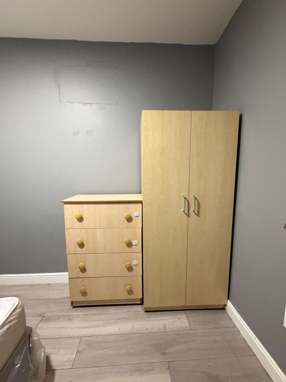 Property photo 2 of 3