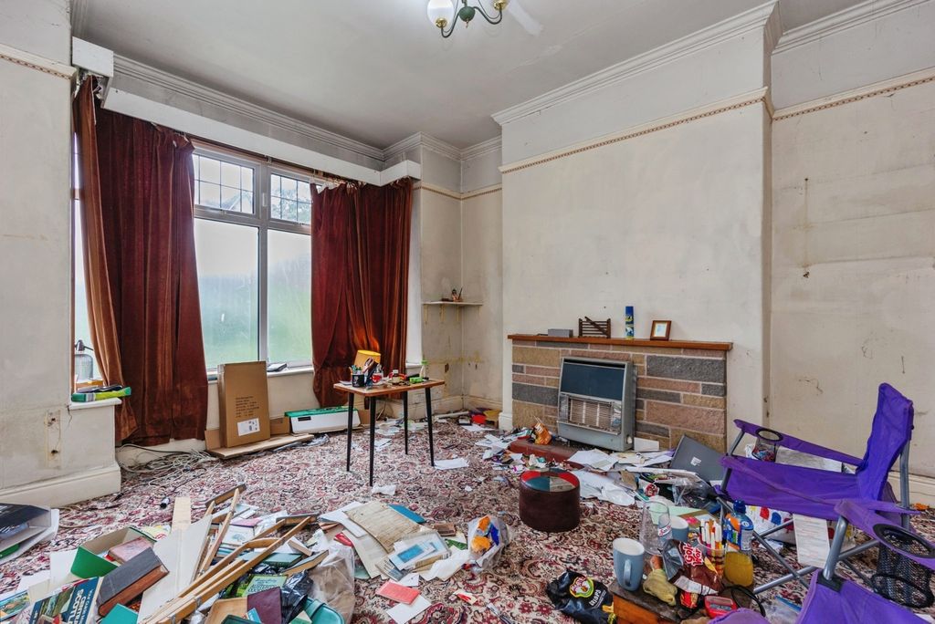 Property photo 2 of 22 Pbox-Img.Jpg