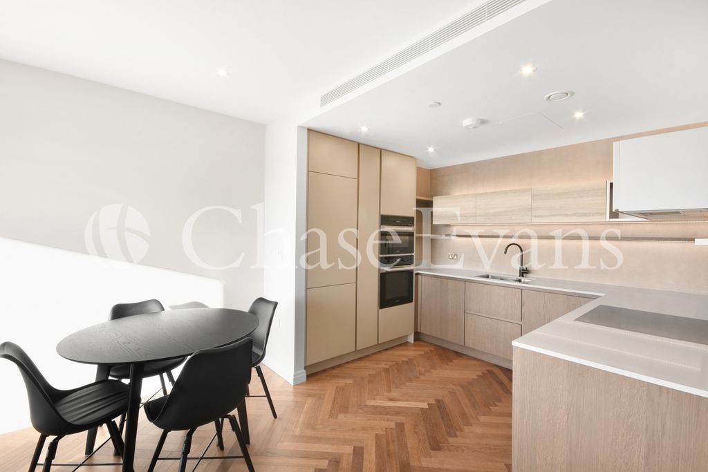 Property photo 2 of 29 Kitchen