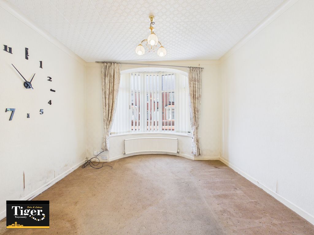 Property photo 2 of 15 Cam03440G0-Pr0588-Still003