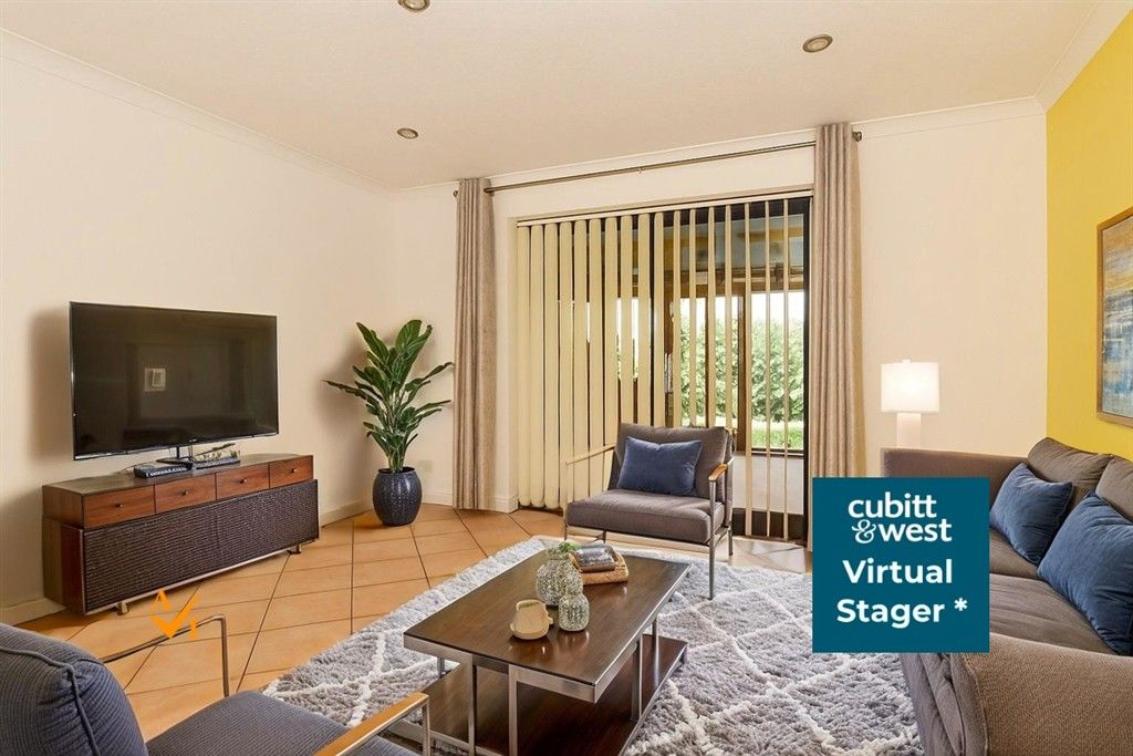 Property photo 3 of 16 Lounge (Modern Style)