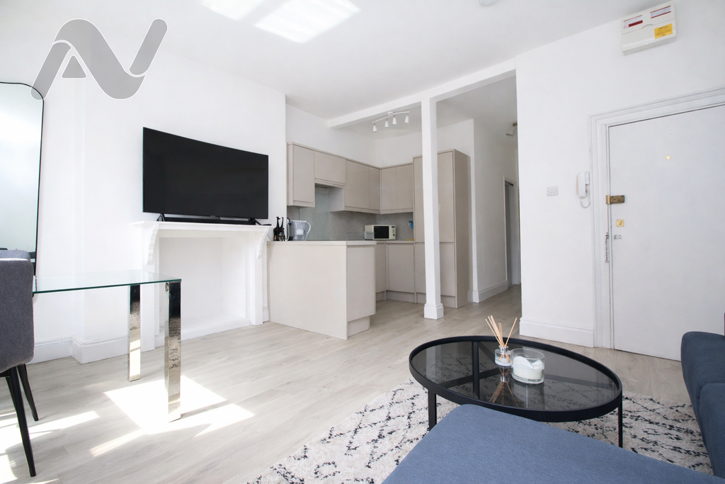 Property photo 3 of 4