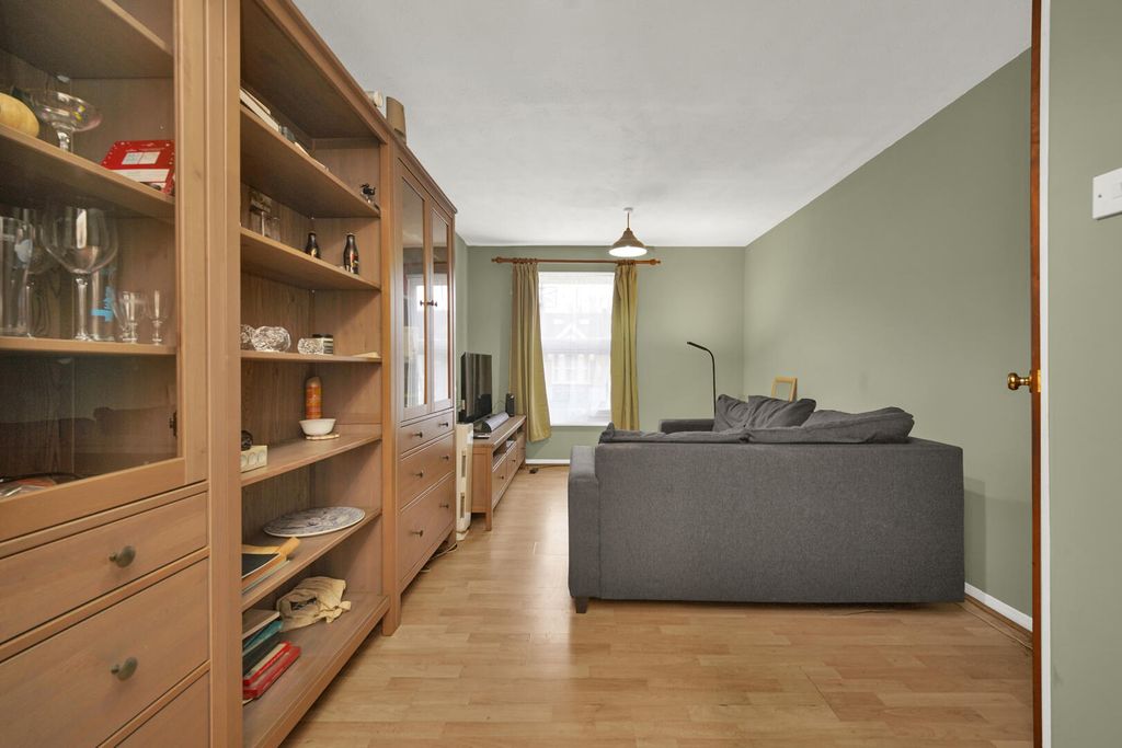 Property photo 2 of 26 Living Room