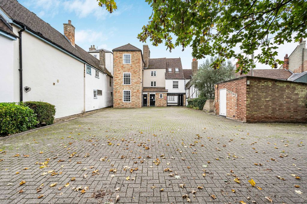 Property photo 2 of 6 34