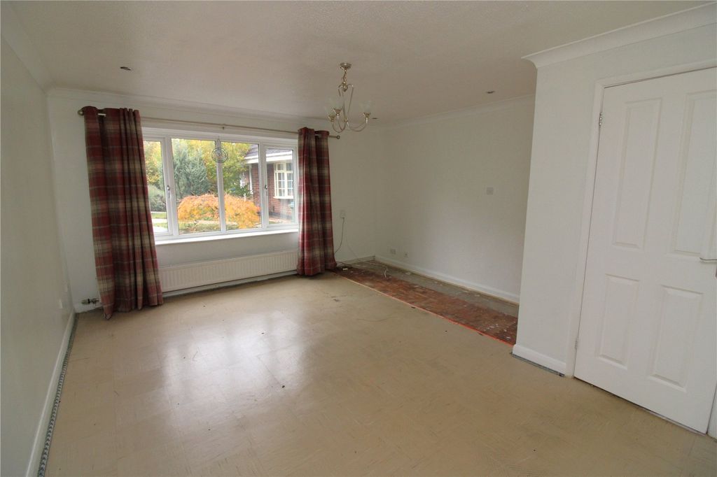 Property photo 2 of 17 Picture No. 09