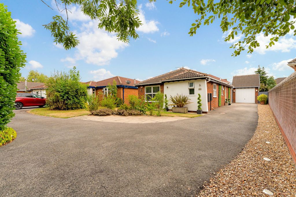 Property photo 1 of 45