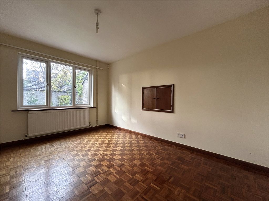 Property photo 3 of 14 Picture No. 19