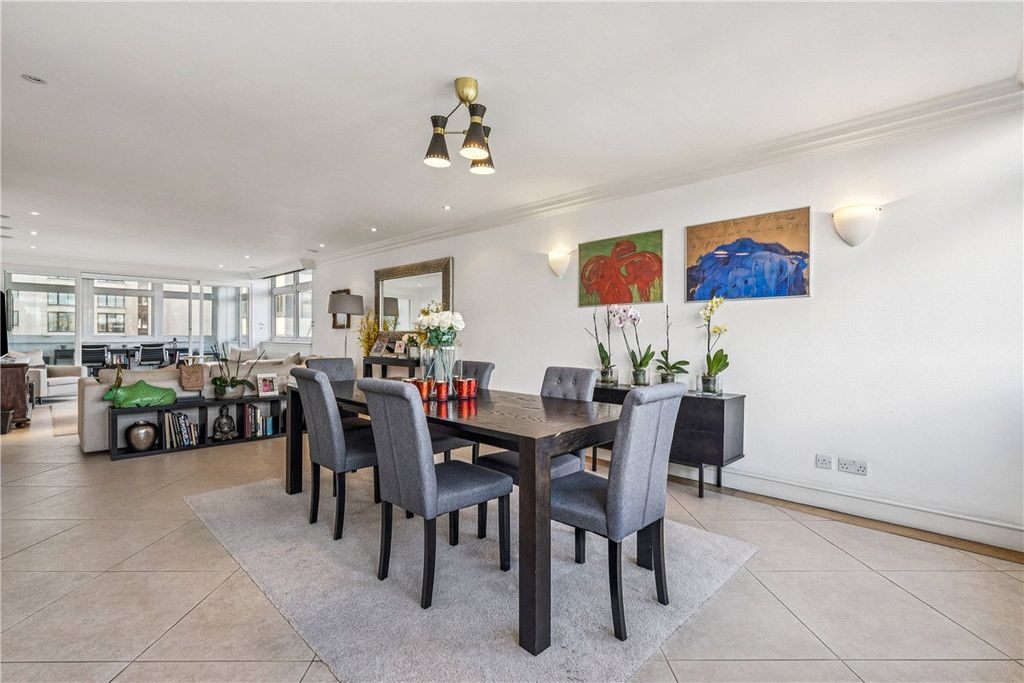 Property photo 2 of 14 Picture No. 22