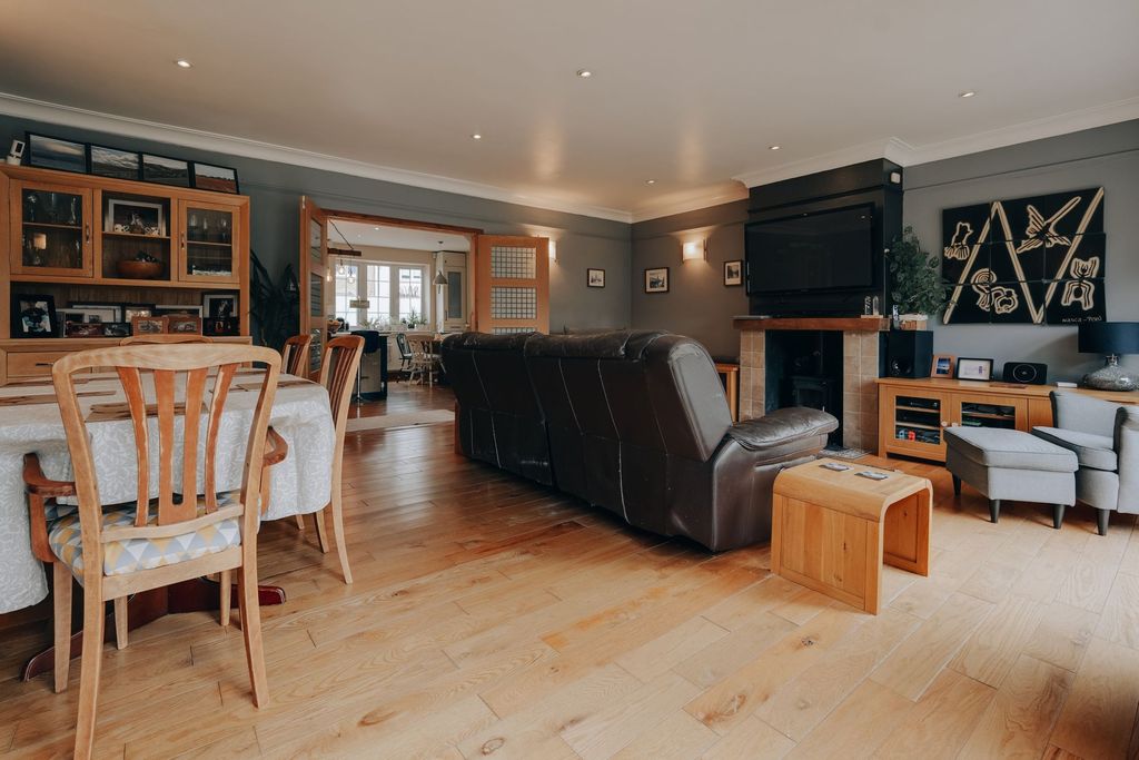 Property photo 1 of 16 Living Area