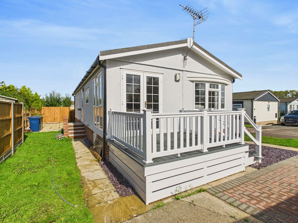 Property photo 3 of 38 External Image 