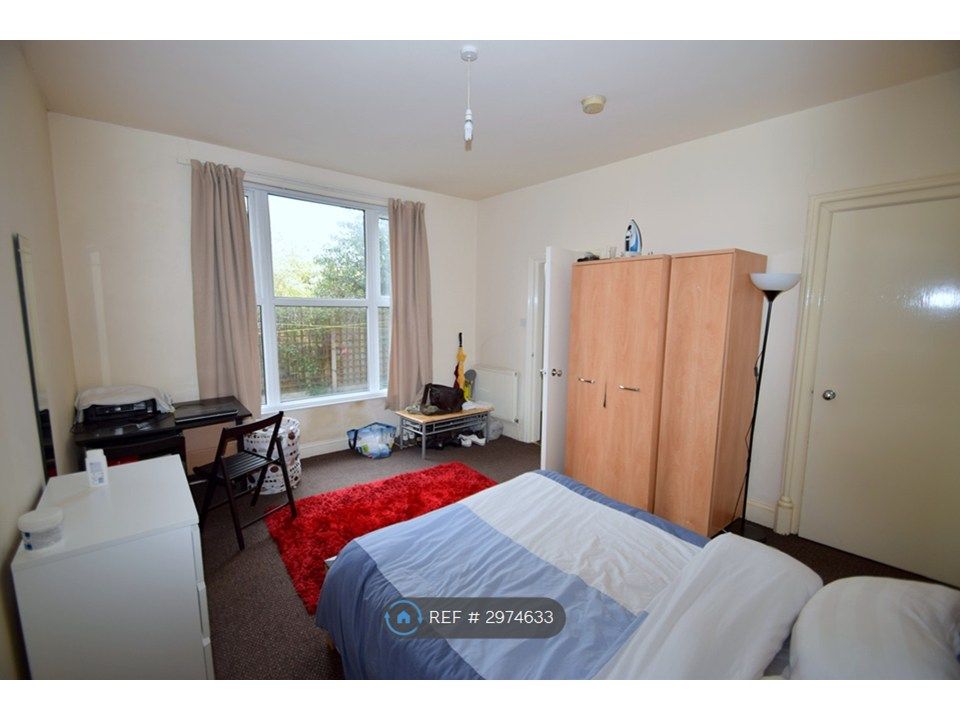 Property photo 3 of 5