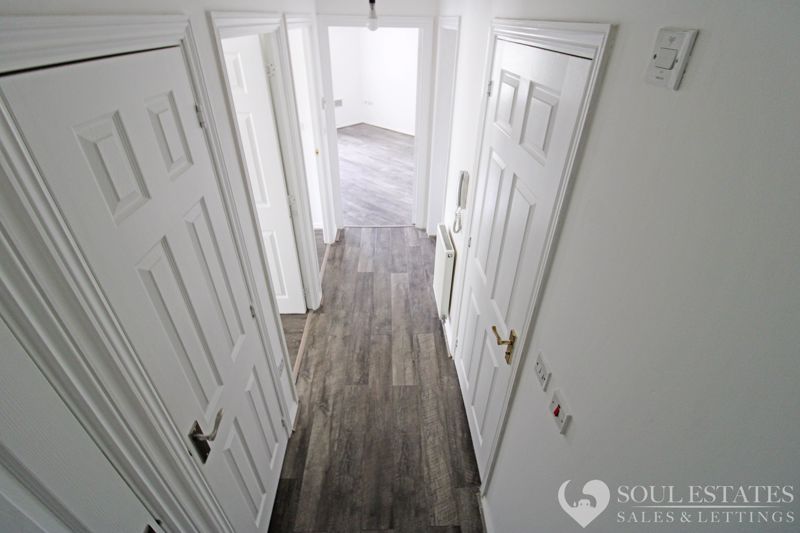 Property photo 3 of 13 Hallway