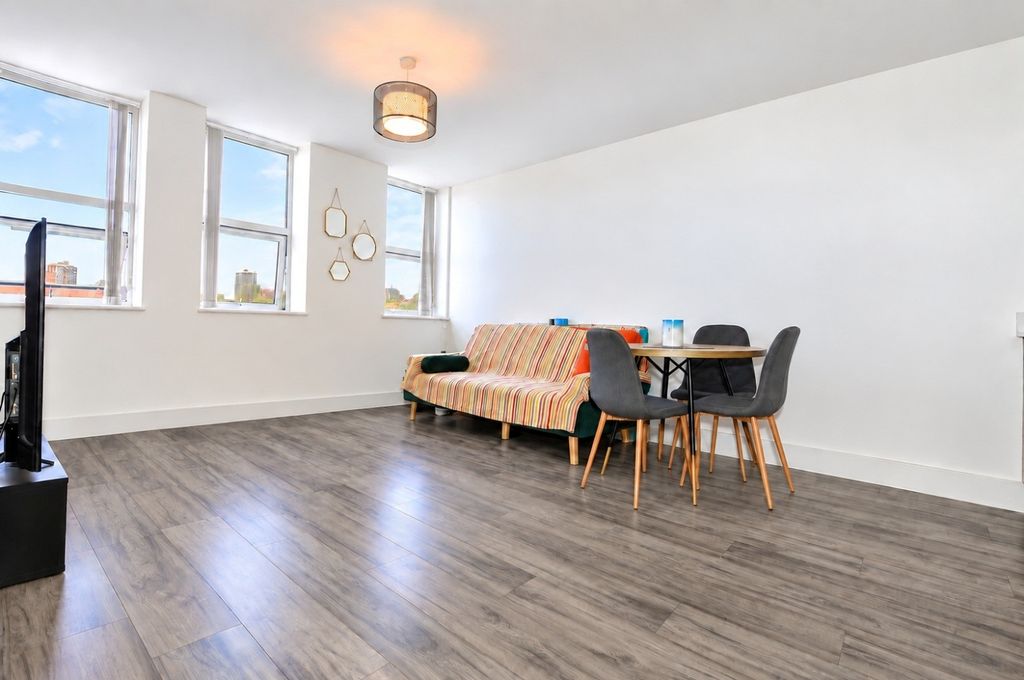 Property photo 2 of 6 Verve